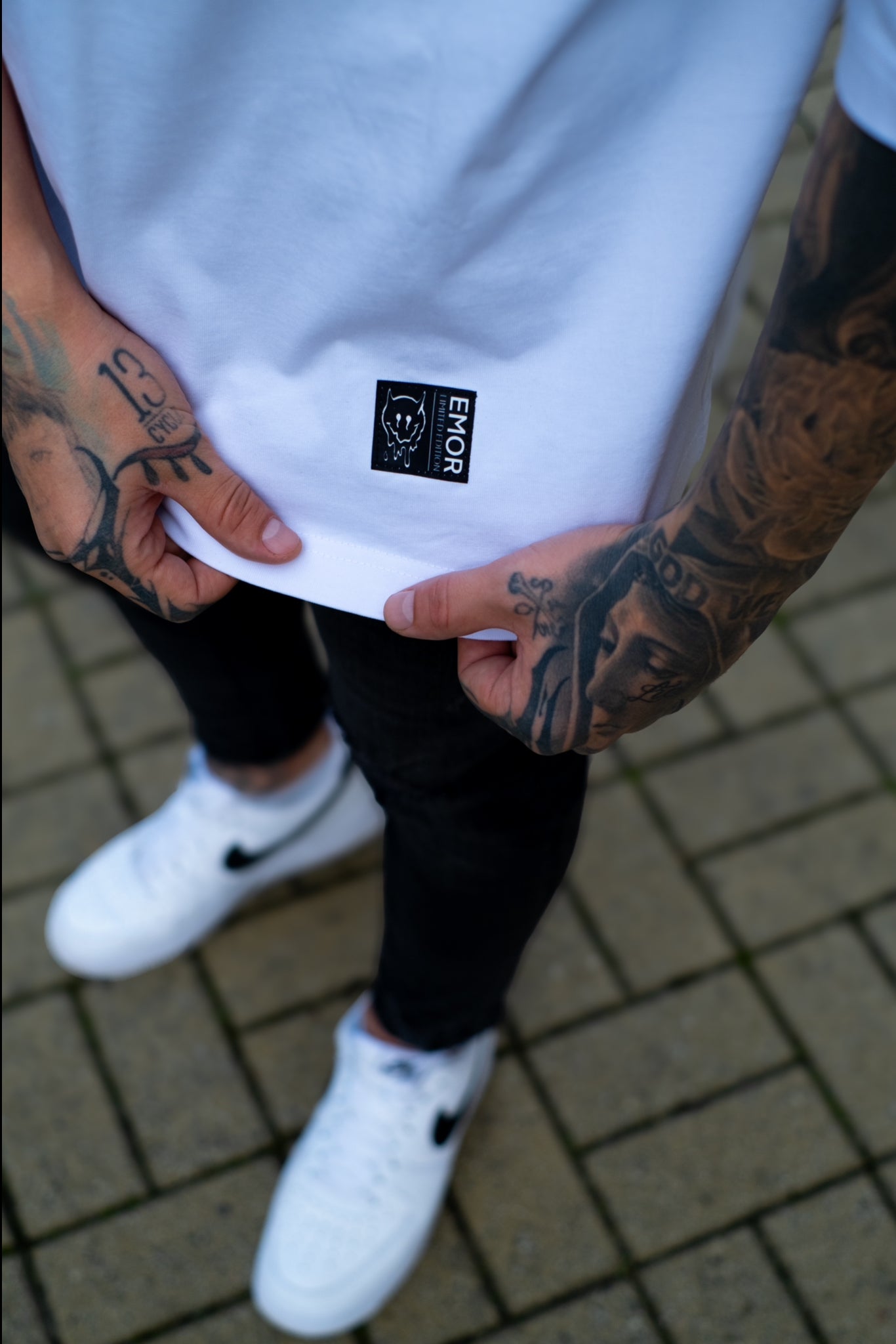 "SINNER" White T-shirt 300gsm | AVARITIA LTD Collection